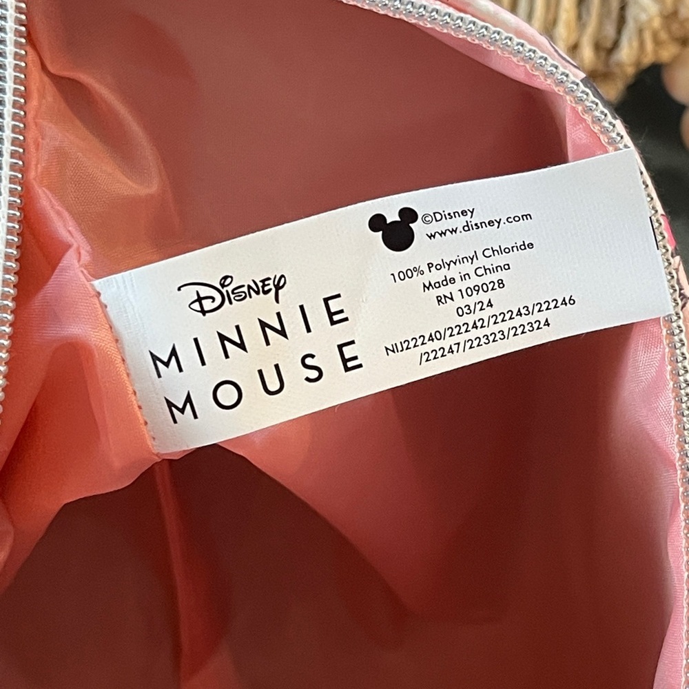 DISNEY Minnie Mouse Makeup Bag - Picture 10 of 11